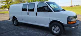 Used 2015 Chevrolet Express 2500 Extended image 1