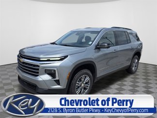 New 2025 Chevrolet Traverse LT w/ Driver Confidence Package image 1