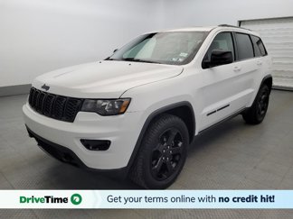 Used 2018 Jeep Grand Cherokee Laredo image 1