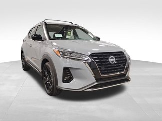 New 2024 Nissan Kicks SR w/ SR Premium Package image 1
