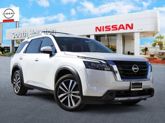 New 2025 Nissan Pathfinder Platinum w/ Cargo Package image 1