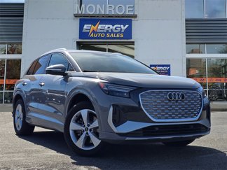 Used 2024 Audi Q4 e-tron Prestige image 1