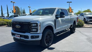 New 2025 Ford F250 4x4 Crew Cab Super Duty image 1
