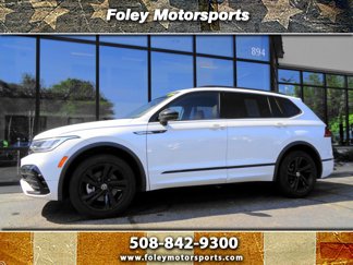 Used 2024 Volkswagen Tiguan SE R-Line w/ MDO Package, Two-Row image 1