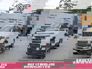 New 2025 Jeep Grand Cherokee L Limited image 1