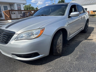 Used 2012 Chrysler 200 LX image 1