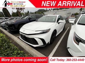 Certified 2025 Toyota Camry SE image 1
