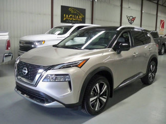 Used 2023 Nissan Rogue Platinum image 1