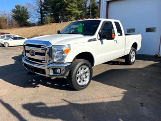 Used 2015 Ford F350 Lariat image 1
