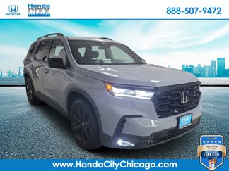 Used 2025 Honda Pilot Black Edition image 1