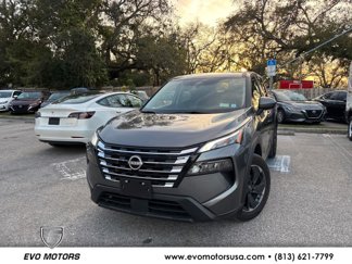 Used 2024 Nissan Rogue SV image 1