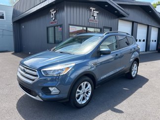 Used 2018 Ford Escape SE w/ SE Sync 3 Package image 1