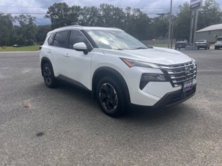Used 2024 Nissan Rogue SV w/ SV Premium Package image 1
