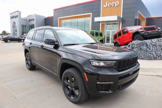 New 2025 Jeep Grand Cherokee L Limited image 1