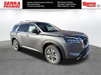 New 2025 Nissan Pathfinder SL image 1