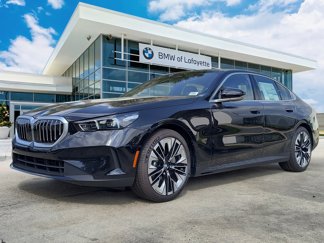 New 2025 BMW 530i w/ Premium Package image 1