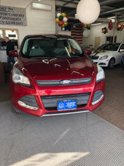 Used 2016 Ford Escape SE image 1