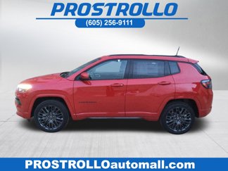 New 2024 Jeep Compass Limited image 1