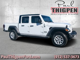 Used 2023 Jeep Gladiator Sport image 1