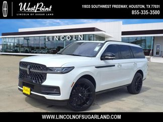 New 2025 Lincoln Navigator Reserve w/ Jet Appearance Package image 1