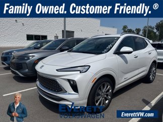 Used 2024 Buick Encore GX Avenir w/ Avenir Technology Package image 1