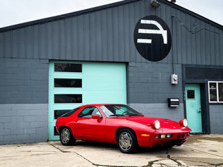 Used 1986 Porsche 928 S image 1