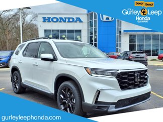 New 2025 Honda Pilot Touring image 1