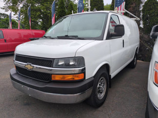 Used 2017 Chevrolet Express 2500 image 1