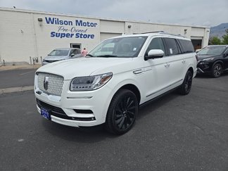 Used 2021 Lincoln Navigator L Reserve image 1