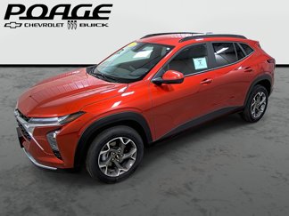 Used 2024 Chevrolet Trax LT w/ Driver Confidence Package image 1
