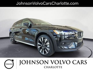 Certified 2024 Volvo V60 B5 Cross Country Ultimate image 1