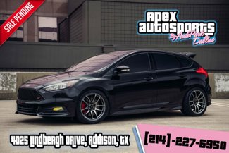 Used 2018 Ford Focus ST image 1