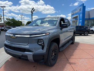New 2025 Chevrolet Silverado EV LT image 1