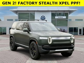 Used 2025 Rivian R1S Adventure image 1