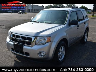 Used 2011 Ford Escape XLT image 1