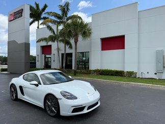 Used 2022 Porsche 718 Cayman image 1