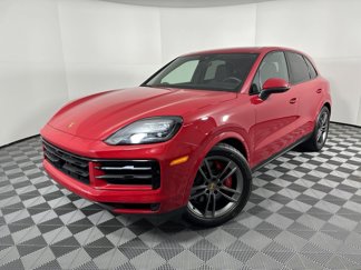 Certified 2024 Porsche Cayenne S image 1