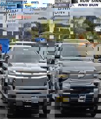New 2025 Chevrolet Silverado EV LT image 1