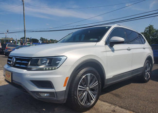 Used 2018 Volkswagen Tiguan SEL image 1