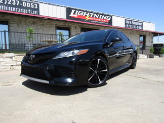 Used 2019 Toyota Camry XSE image 1
