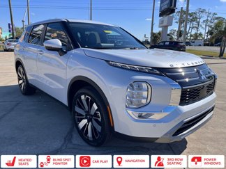 New 2025 Mitsubishi Outlander SE image 1