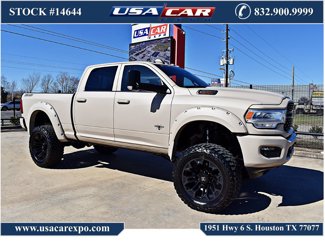 Used 2022 RAM 2500 Big Horn w/ Level C Equiment Group image 1