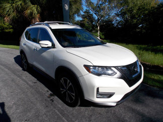 Used 2019 Nissan Rogue SV w/ Premium Package image 1