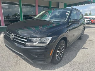 Used 2019 Volkswagen Tiguan SE w/ Panoramic Sunroof Package image 1
