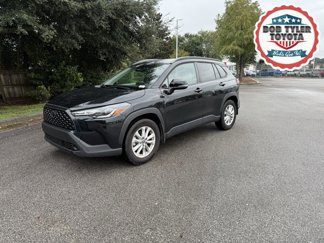 Used 2023 Toyota Corolla Cross LE image 1