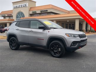 Used 2023 Jeep Compass Trailhawk image 1