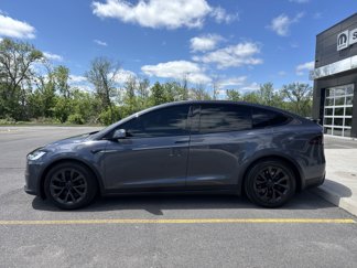 Used 2022 Tesla Model X Plaid image 1