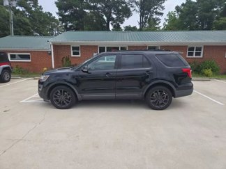 Used 2017 Ford Explorer XLT w/ Equipment Group 202A image 1