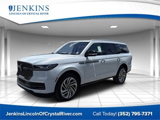 New 2025 Lincoln Navigator Reserve image 1