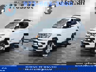 Used 2022 Jeep Compass Latitude w/ Convenience Group image 1